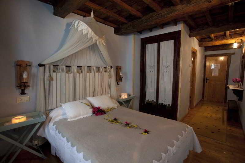 O Muino De Pena Hotel O Pino ภายนอก รูปภาพ