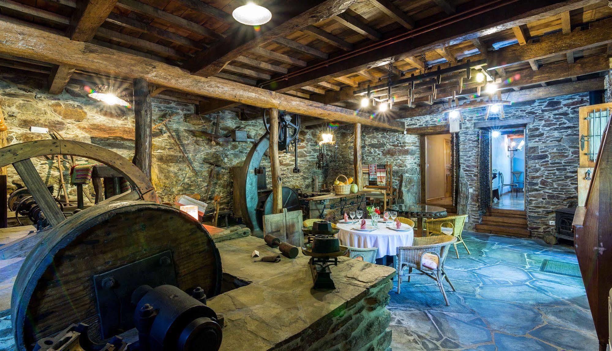 O Muino De Pena Hotel O Pino ภายนอก รูปภาพ
